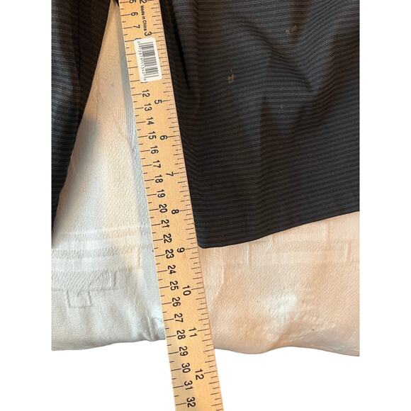 Hang Ten Flat Front 9" Inseam Black Soot Shorts W-32 - Picture 4 of 4